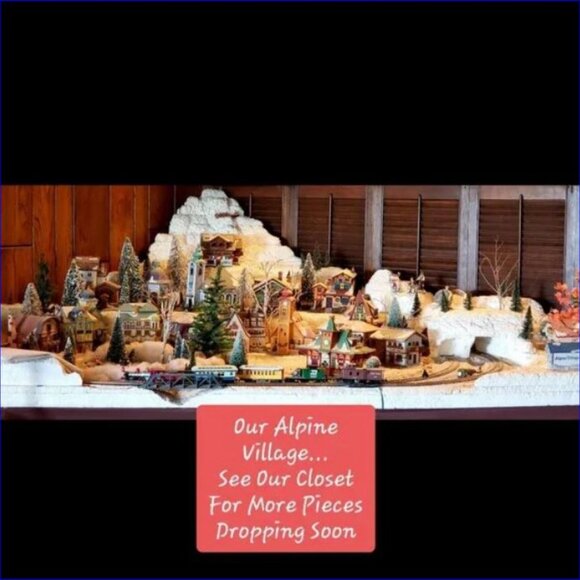 DEPARTMENT 56 Heritage Village Caroling Thru The City -...